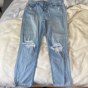 American Eagle Mom Jeans